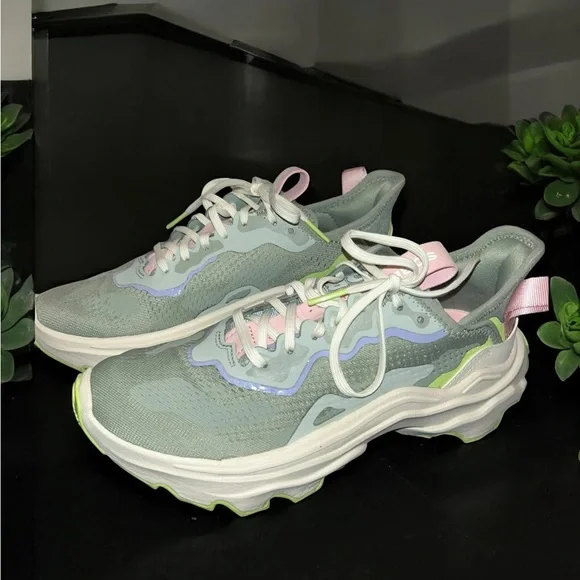 Sorel Women's Sneakers in Gray and Pink - Picture 4 of 7